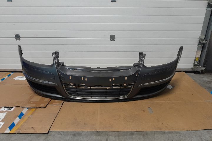 Bara fata Volkswagen VW Jetta a 6-a generatie