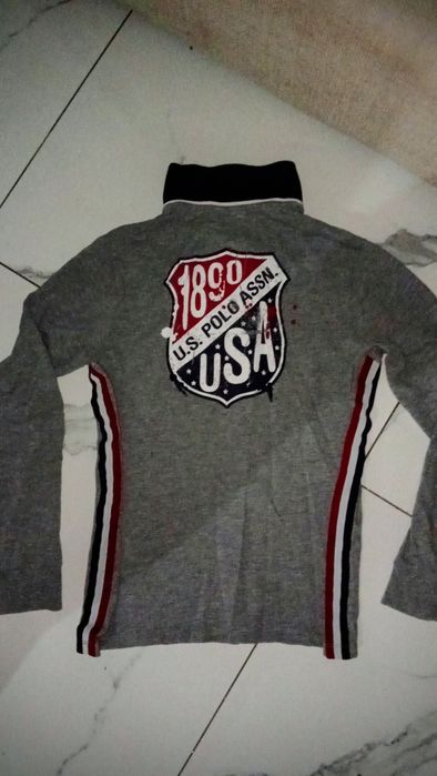 Bluza polo U.S. Polo Assn. gri cu mânecă lungă