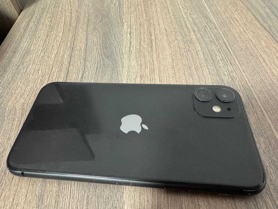 Iphone 11 32 GB Negru