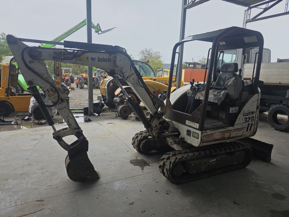 Bobcat 328 G din 2005