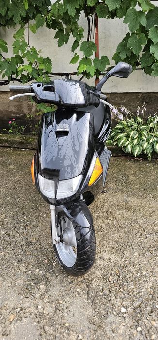 Vand scuter 49cc APRILIA SR 50