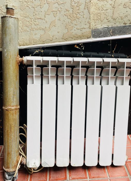 Обогриватель в хорошем состоянии.есть не большой торг