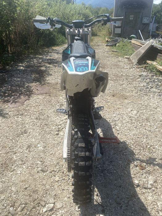 Кросов мотор.