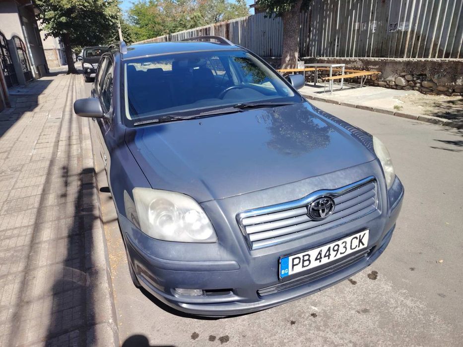 Toyota Avensis продава се!