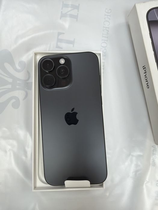 Продам iphone 16 pro max