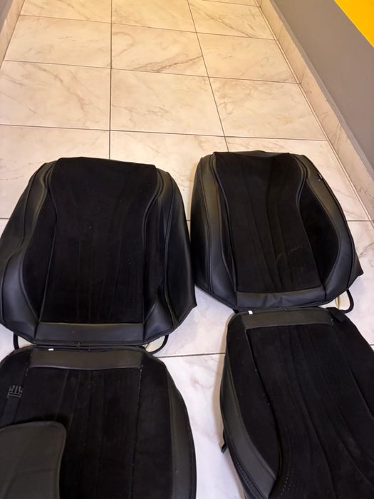 Продам чехол автомобильный. Домкрат