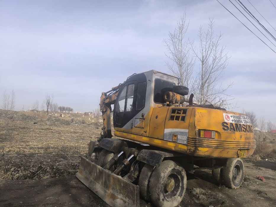 Samsung Ekskvator sotiladi, narxi 22500$