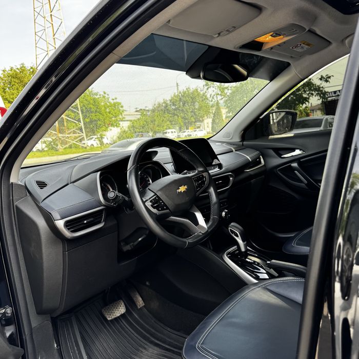 Chevrolet Tracker 2023 — 3