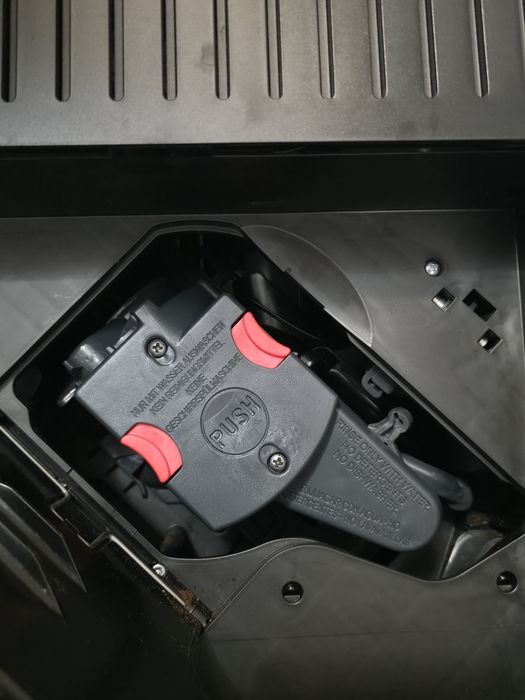 Espressor De'Longhi Magnifica Evo