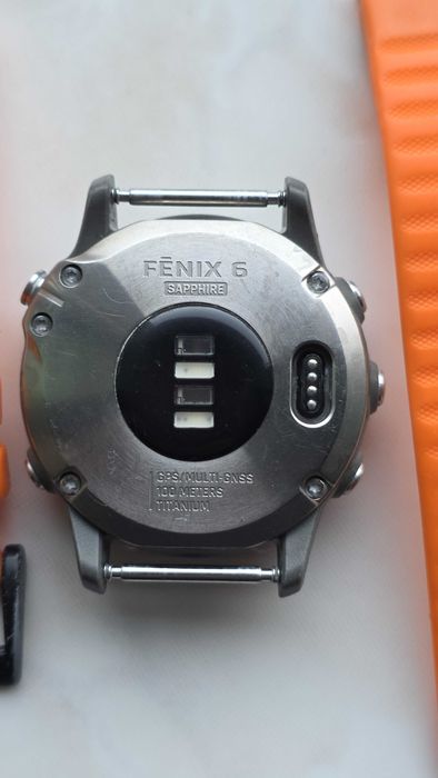 Vand Garmin fēnix® 6 Pro and Sapphire Titan, folosit + curea ceas noua