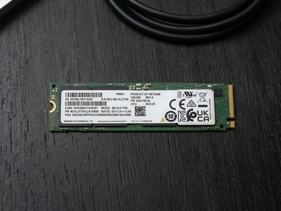SSD M.2 NVMe Samsung (OEM 980 Pro) — Health 96%