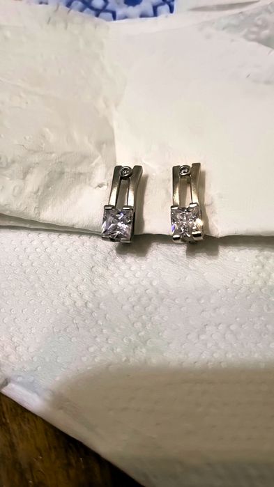 Продам серебряные серёжки.