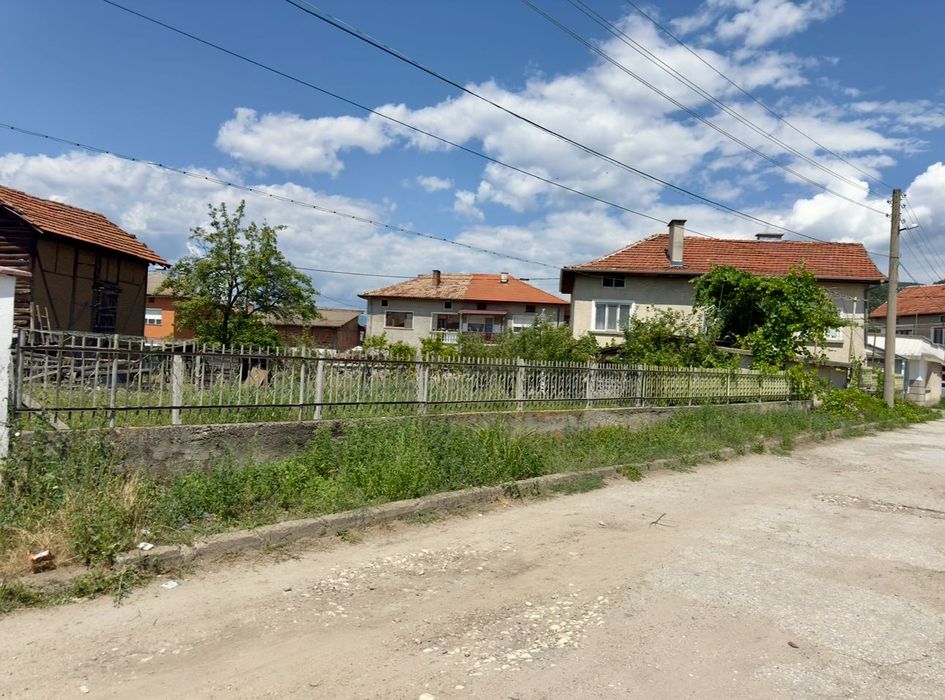 Продава се Къща в Костандово - 150 кв.м за 700 €/кв.м - Снимка #4