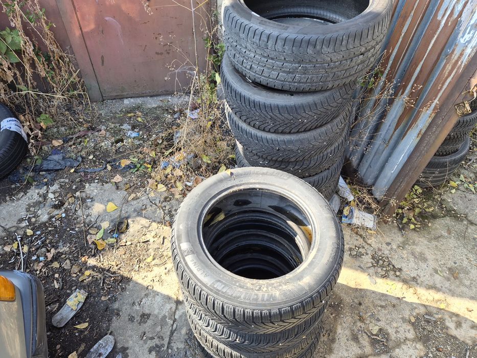 4бр. 205 60 16 Michelin зимни.