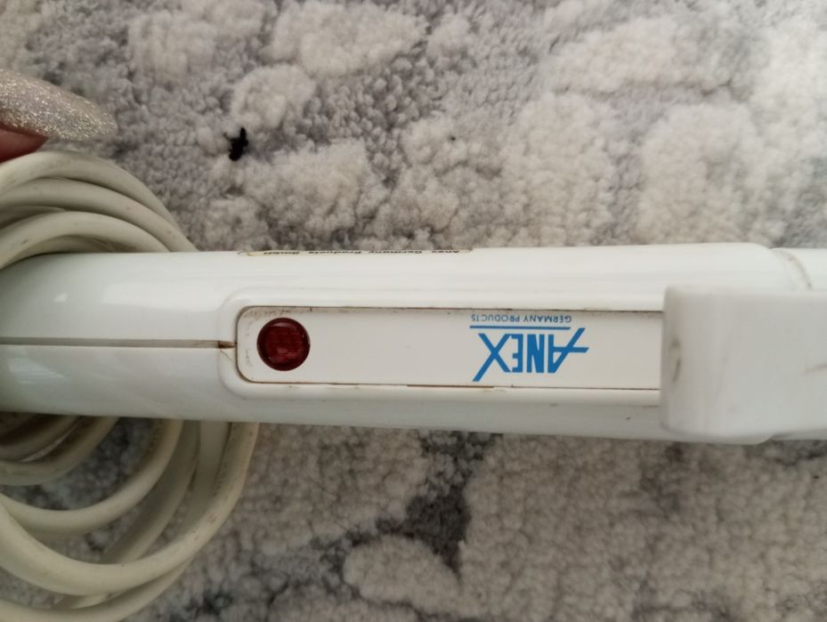 Продаётся плойка в отличном состоянии фирма anex.