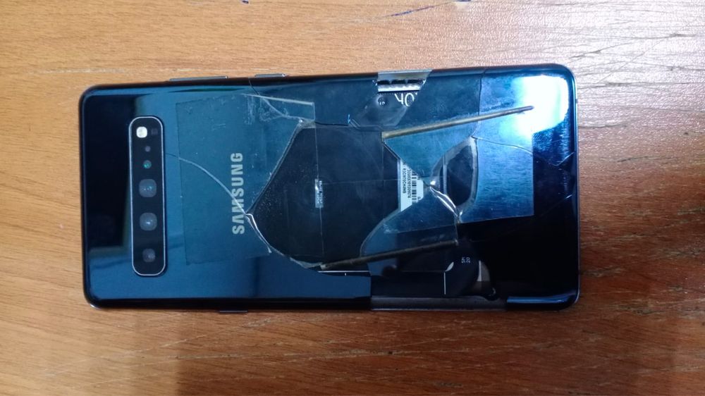 Samsung   s 10