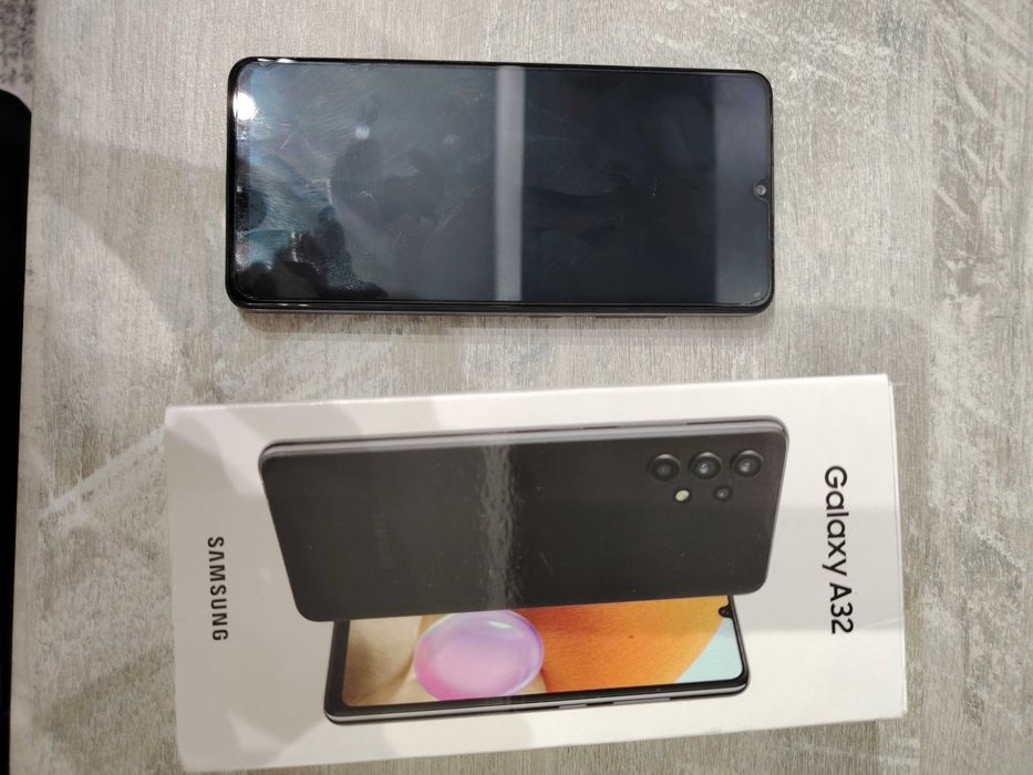 Продавам Samsung A32 цена 80