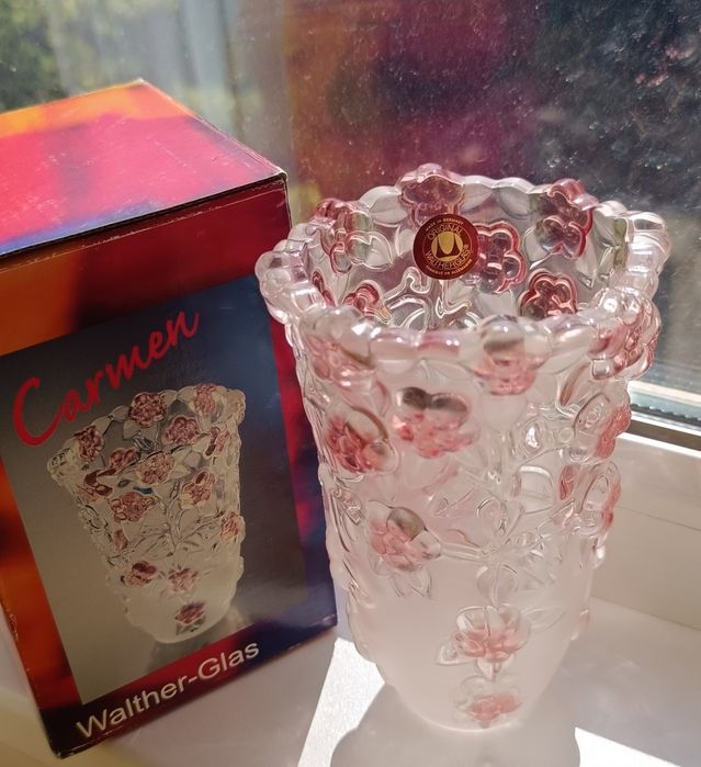 Винтидж немска кристална ваза Walther Glas Carmen Rose 16 см Нова с кутия