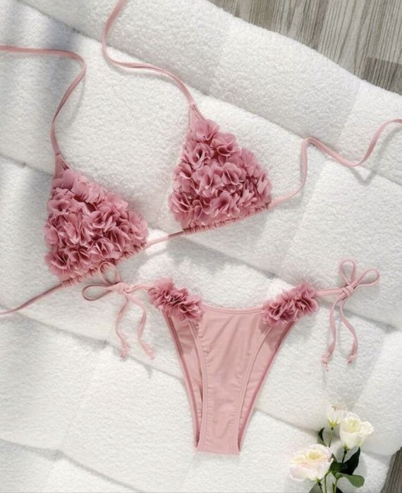 Дамски бански - нов