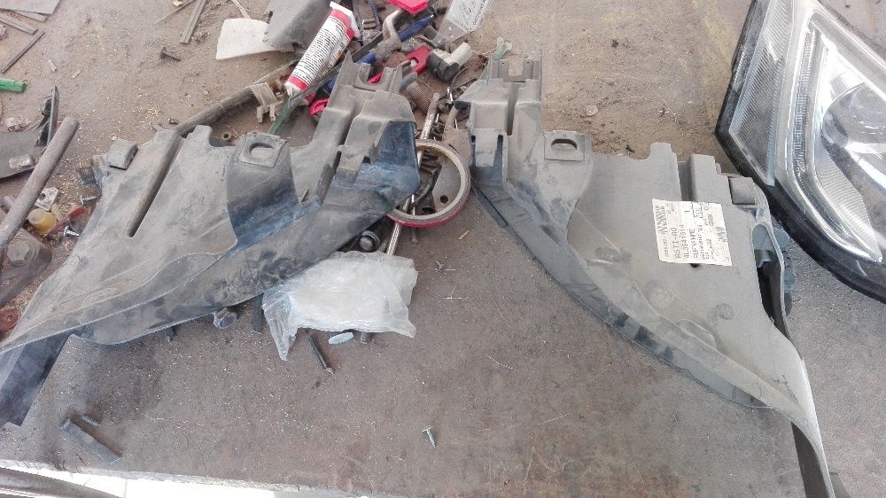 Фарове, стопове Ауди Кю5, БМВ 7 и Х6, Киа, Мини, Сеат Ибиза