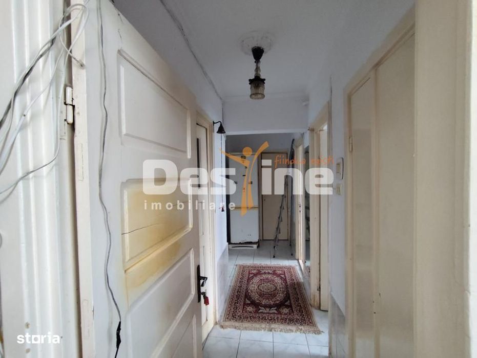 Ultracentral, 2 camere decomandat, zona Hale, 50.4mp Su.