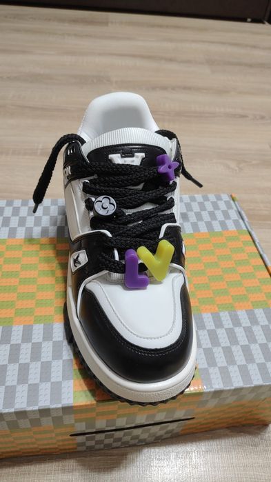 adidași Louis Vuitton