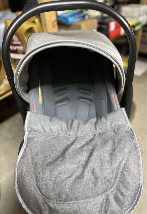 Автолюлька детская