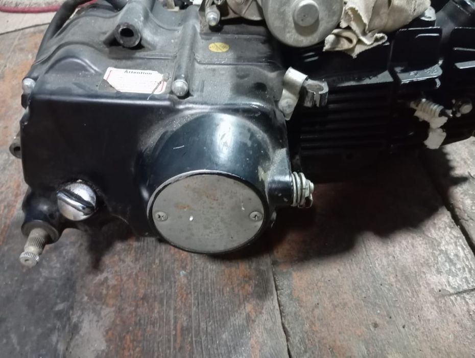 Продам мотор на мопед Альфа.