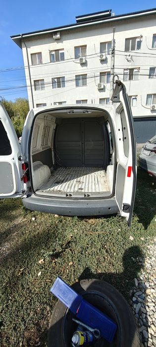 Volkswagen Caddy  2010