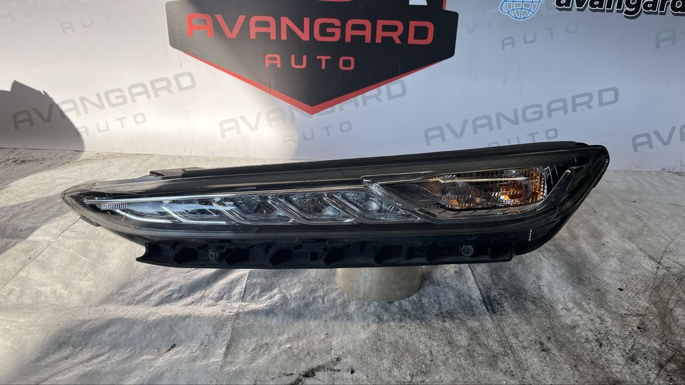 2 броя ляв и десен Фар Hyundai Kona