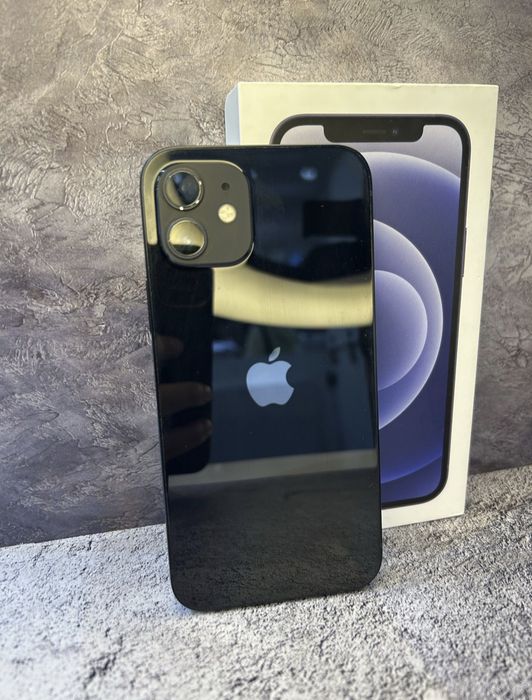 Продам Айфон 12 или 13