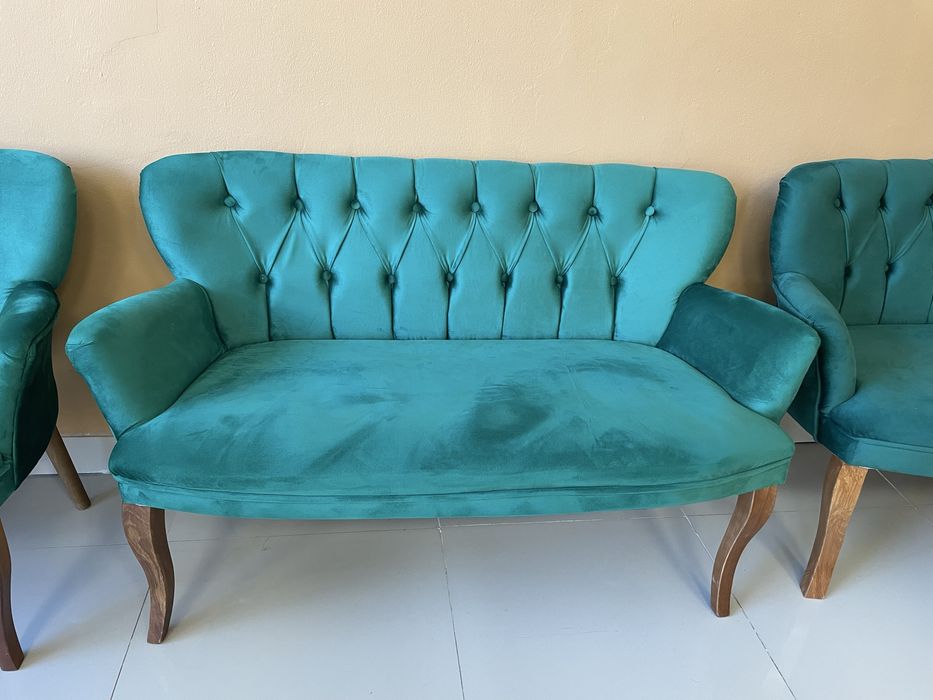 Set canapea cu 2 fotolii