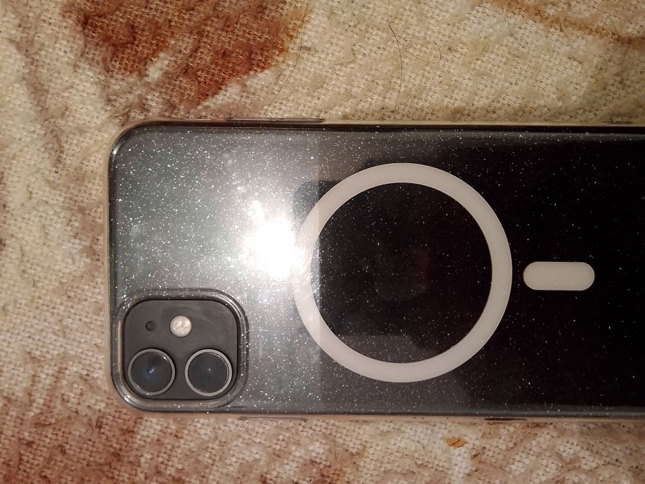 Аифон 11 обмен..