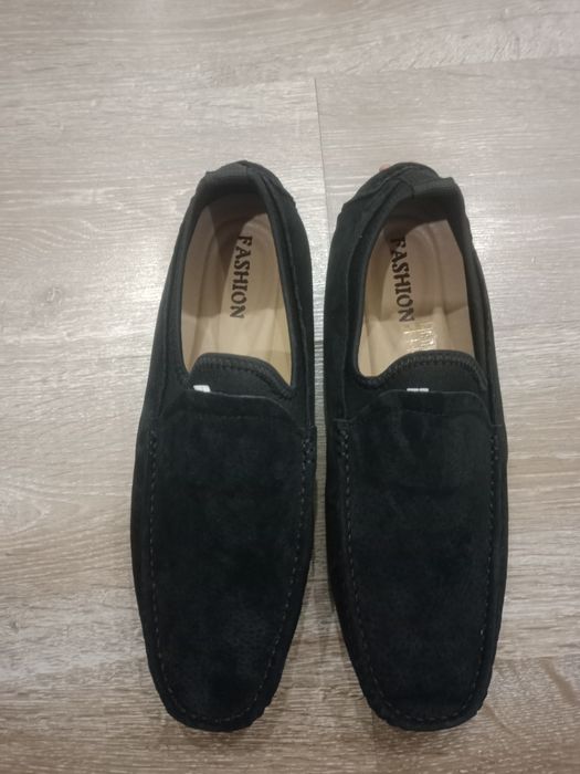 Продам мужские лоферы