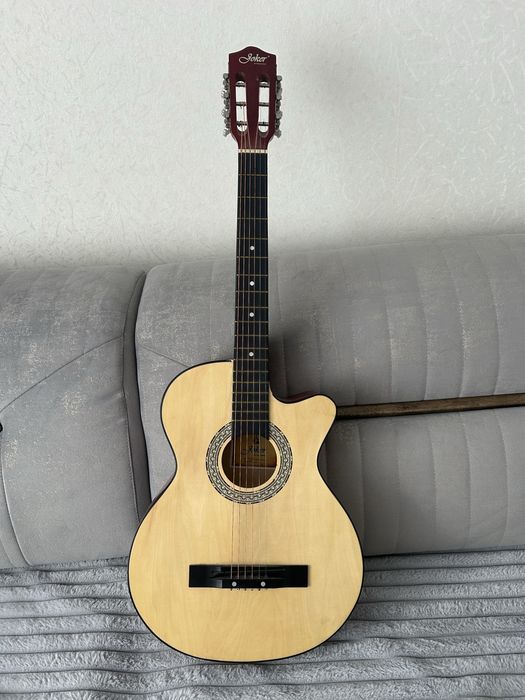 Продается гитара аккустическая