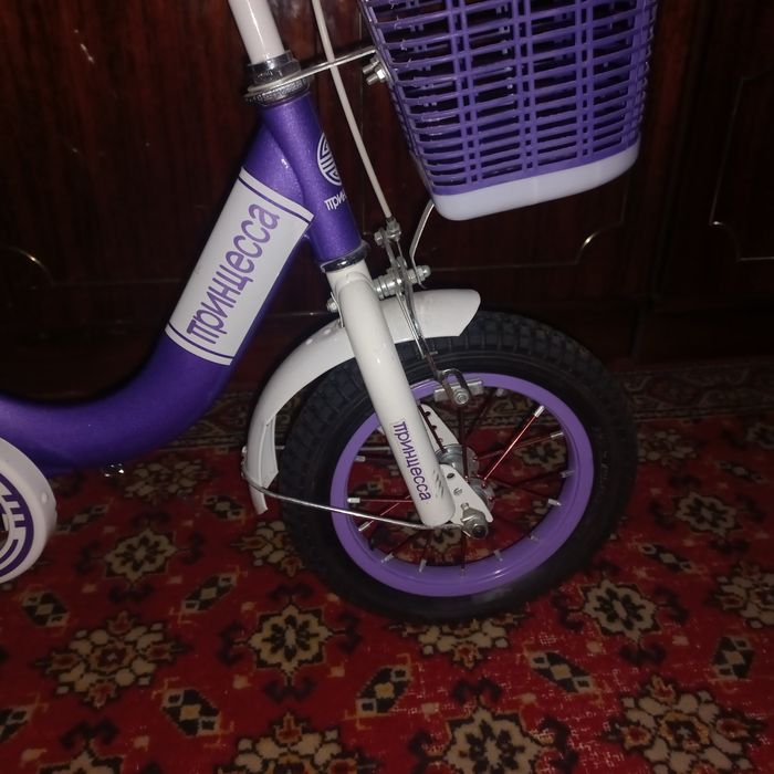 Продаётся новый велосипед.