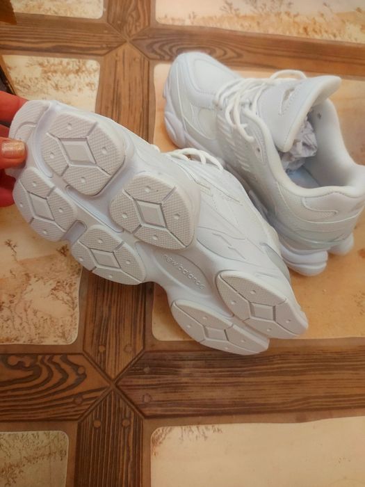 New  Balance маратонки,24см стелка,номер37