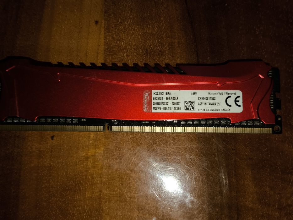 Оперативная память DDR3 4GB 2400MHz HyperX Savage