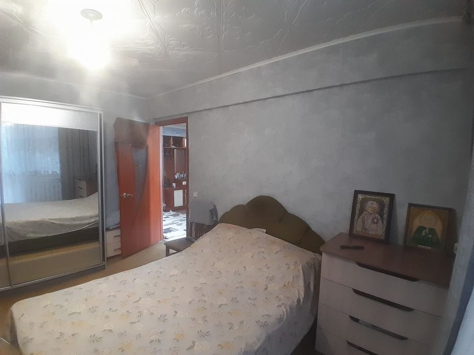 Продам трёхкомнатную квартиру