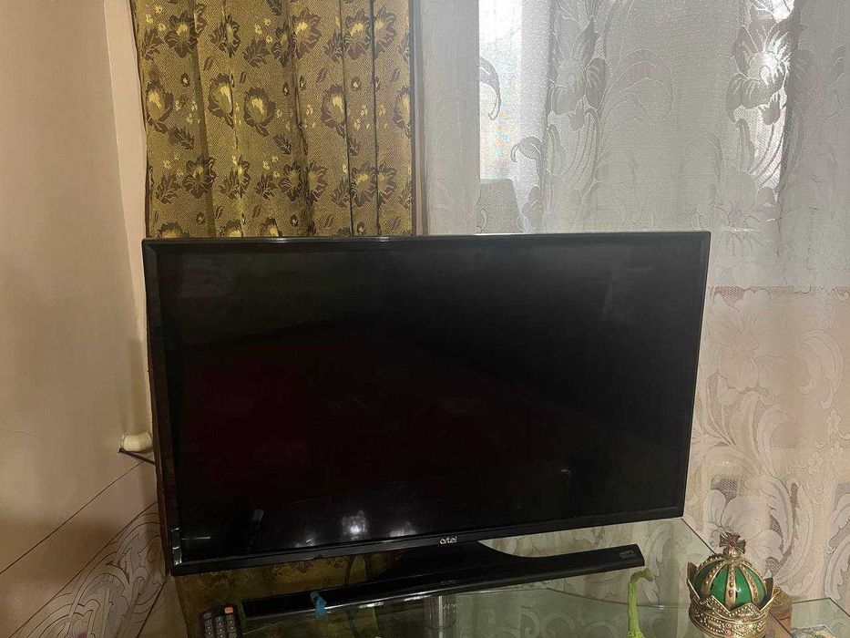 Продается свой в связи с переездом Телевизор Artel TV LED 9100 32”