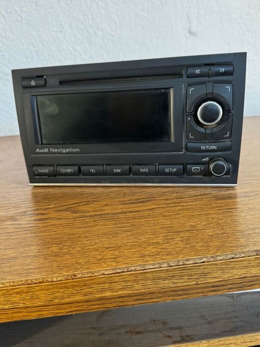 Navigatie originala audi A4 b6-b7 cod: 8E0035192S