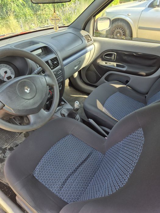 Vând Renault Symbol 1.5 dCi, an fabricație 2007, în stare tehnică foarte bună