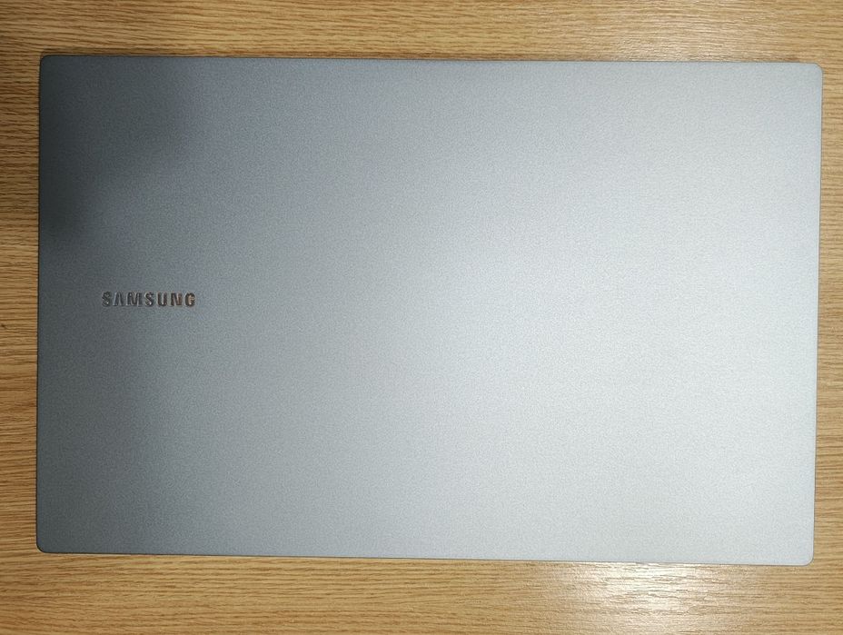 Laptop Samsung Galaxy Book4
