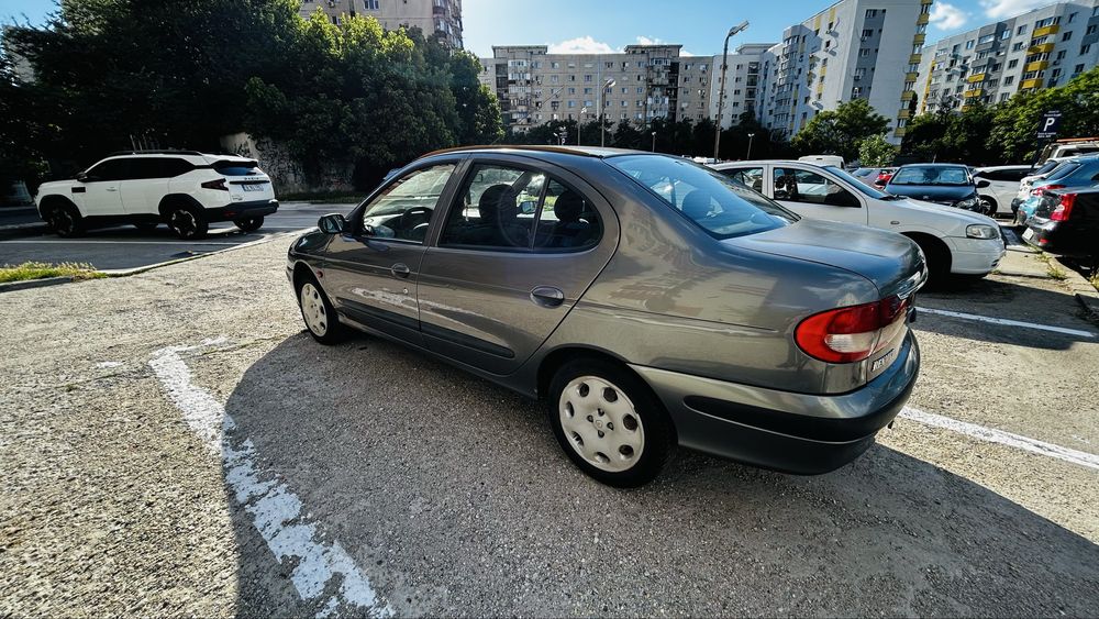 RENAULT Megane 2003 — imagine 4