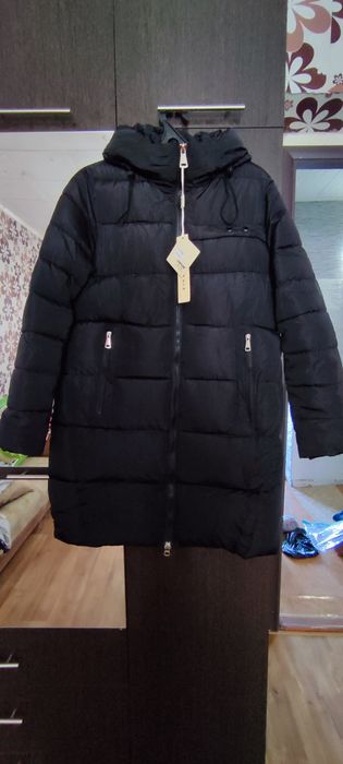Продам куртку женскую
