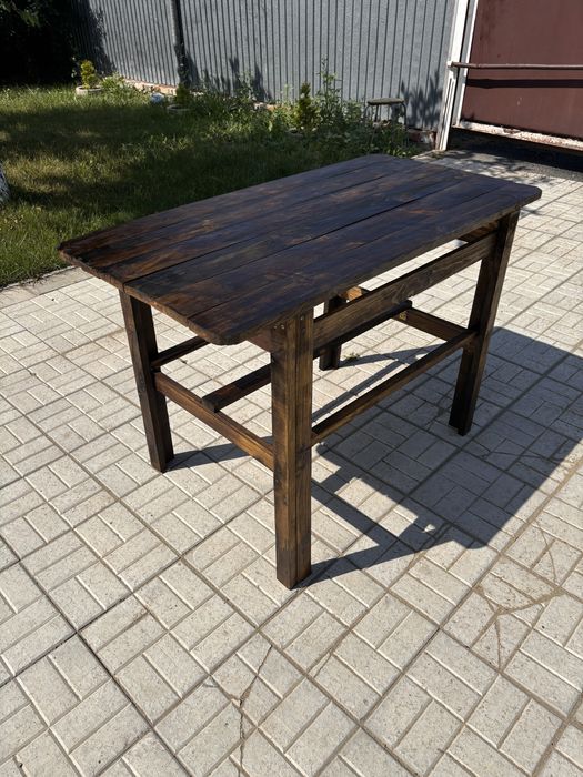 Продам стол из дерева