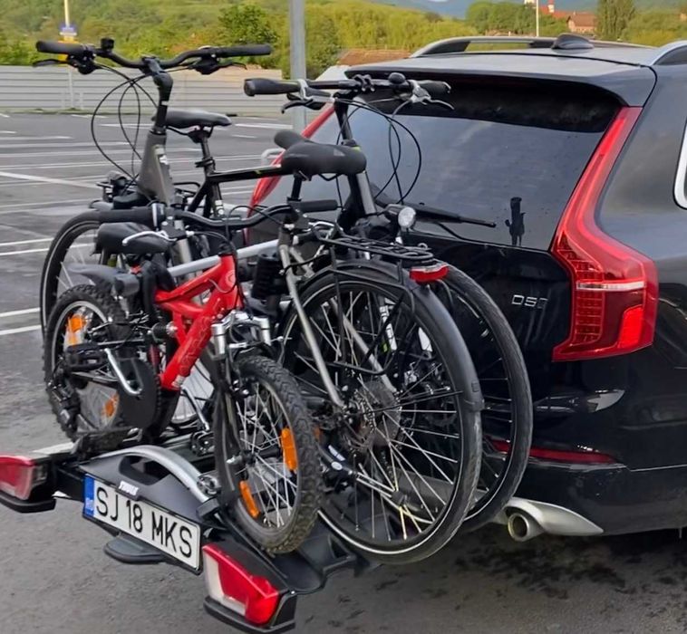 Suport 3 biciclete, Thule VeloCompact 926, cu prindere pe carlig + adaptor a 4-a bicicletă VeloCompact 9261