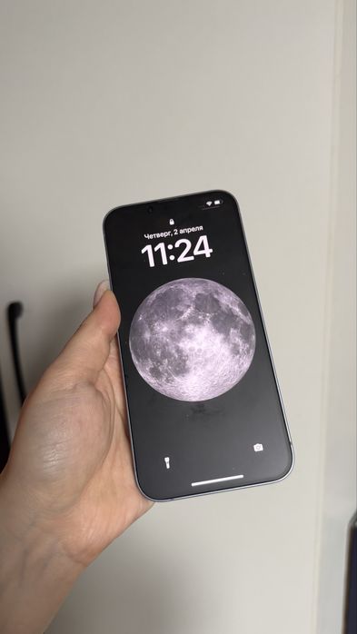 Айфон 14 256гб..