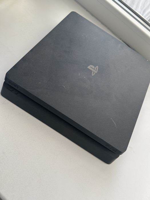 PlayStation 4 slim 900гб