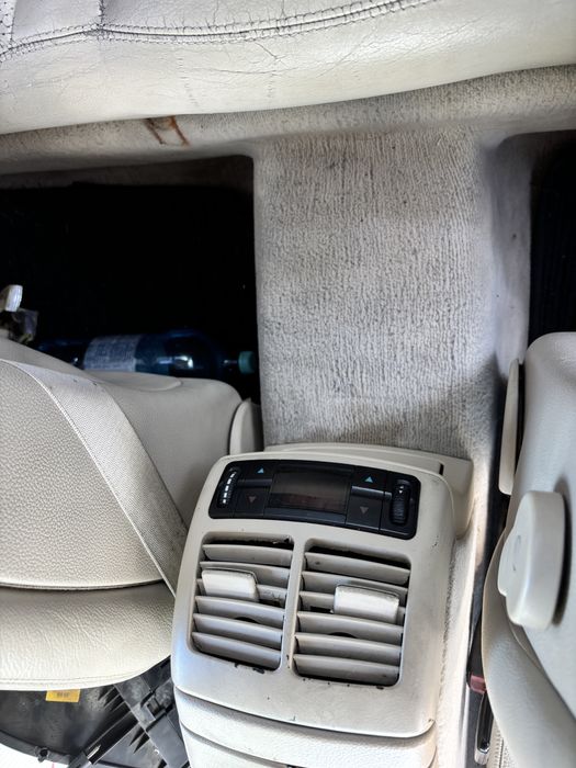 Dezmembrez/ Vand Mercedes Eclass w211